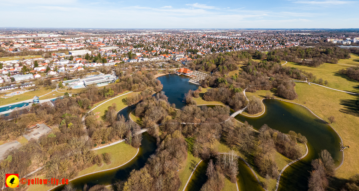 20.02.2023 -  Ostparksee und Schule am Strehleranger mit Umgebung in Neuperlach